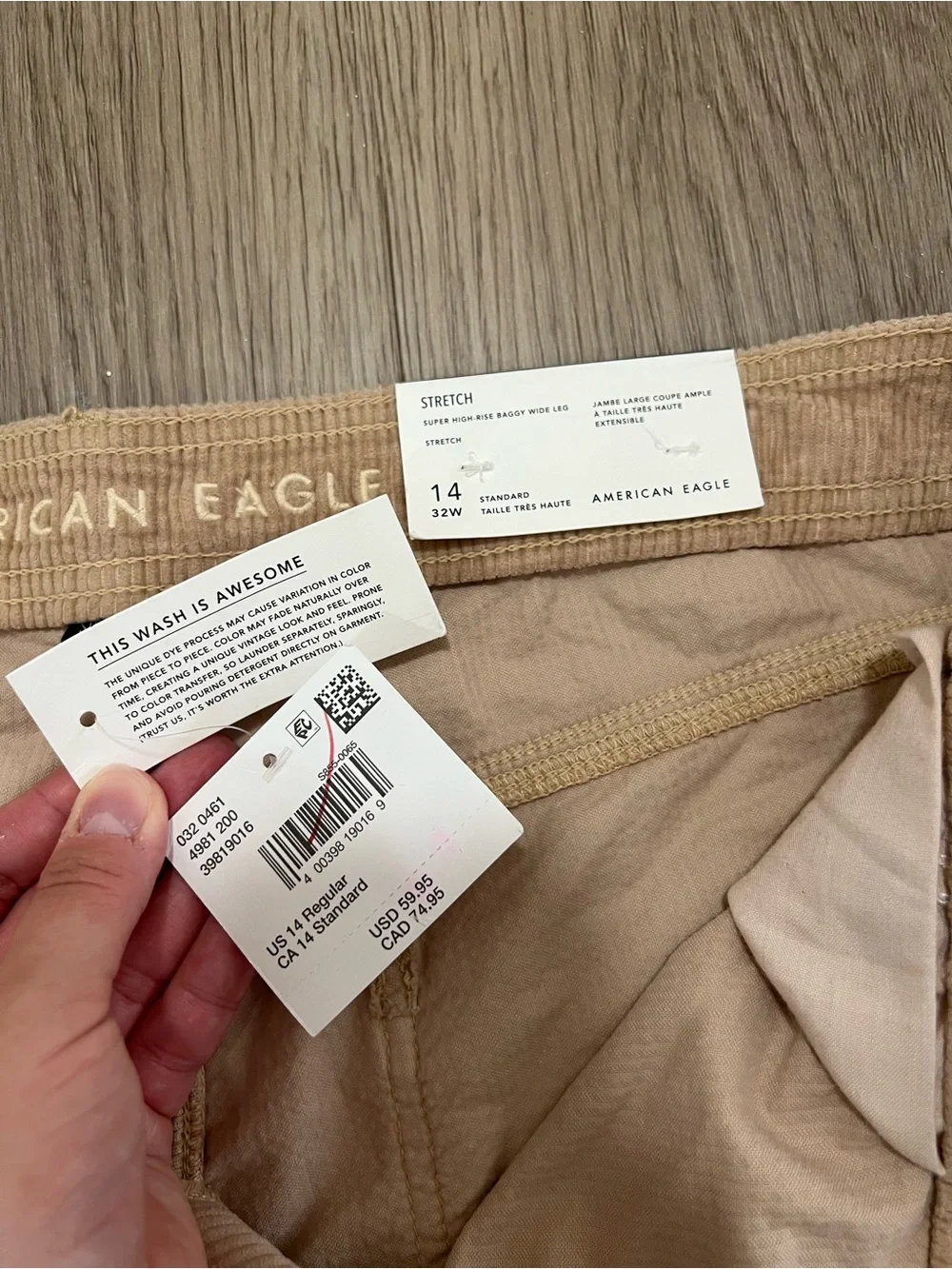 American Eagle Super High Rise Baggy Wide Leg Corduroy Cargo Pants Size 14 NWT